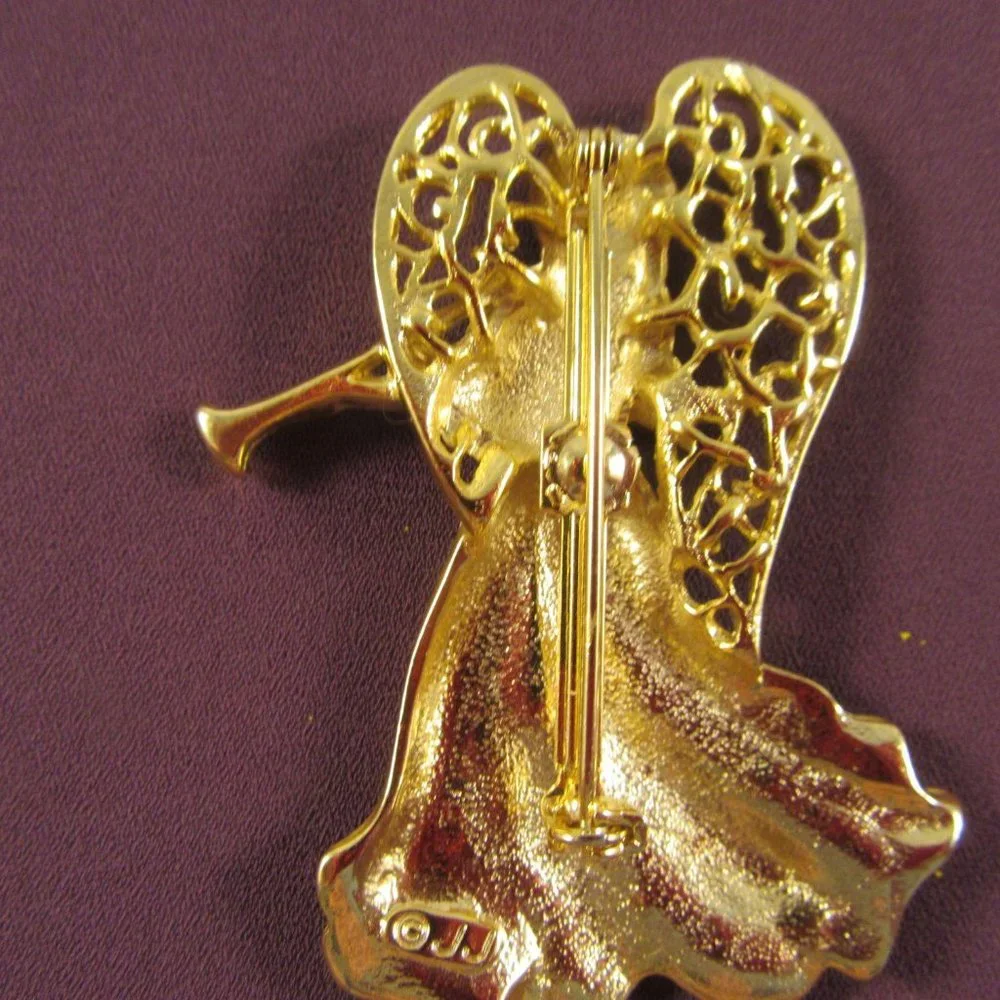 JJ Jonette Jewelry‎ Co Angel brooch gold tone